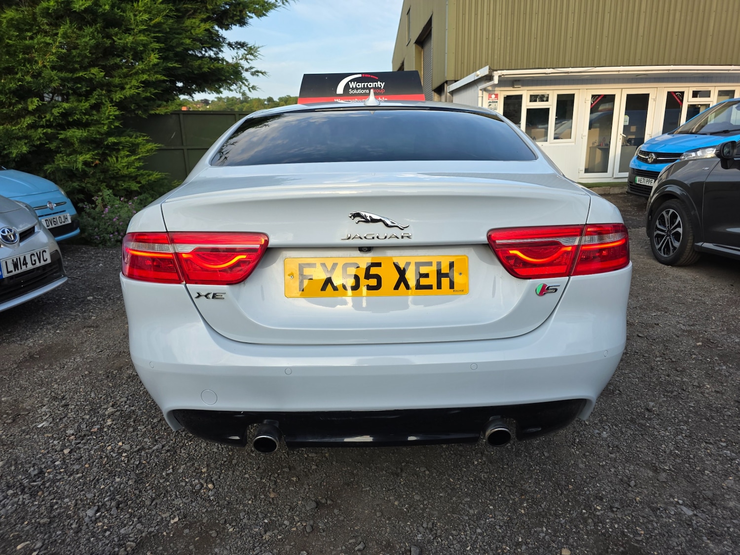 Used Jaguar XE 2015 for sale - 76407329: Photo 27