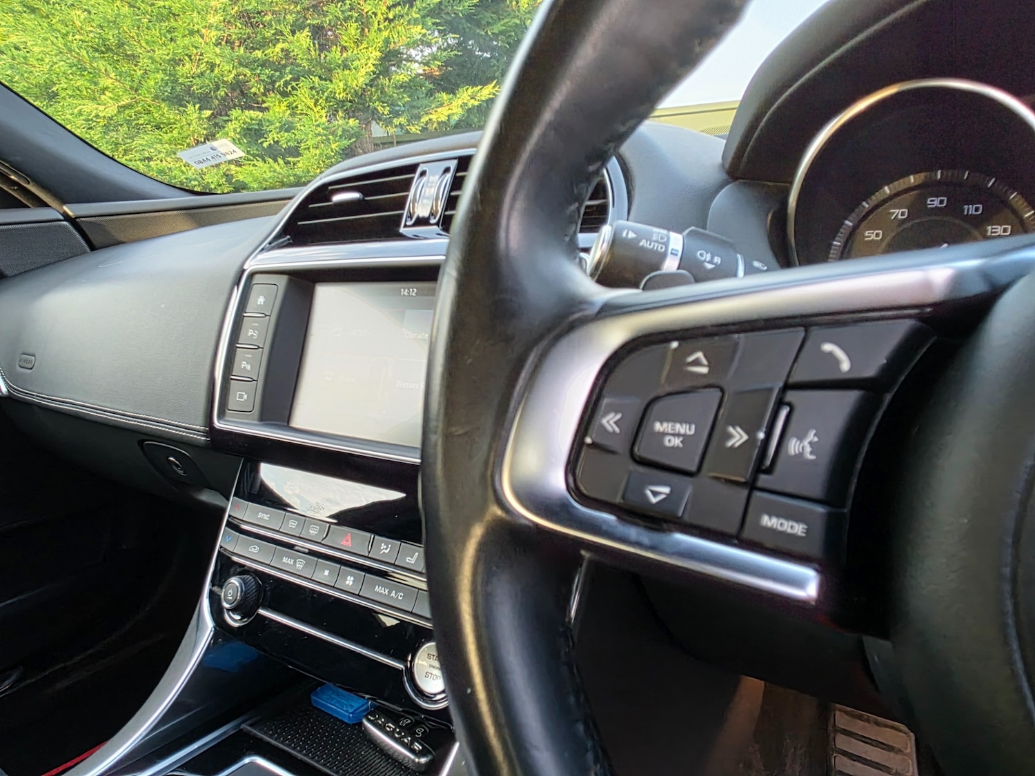 Used Jaguar XE 2015 for sale - 76407329: Photo 37