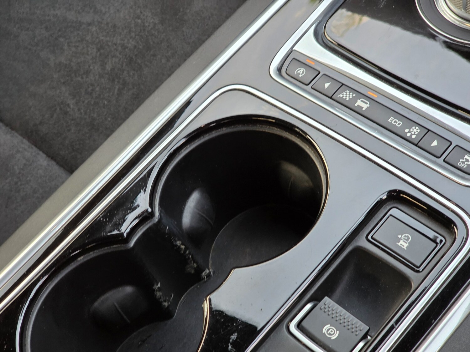 Used Jaguar XE 2015 for sale - 76407329: Photo 46