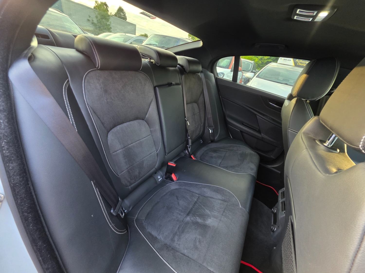 Used Jaguar XE 2015 for sale - 76407329: Photo 48