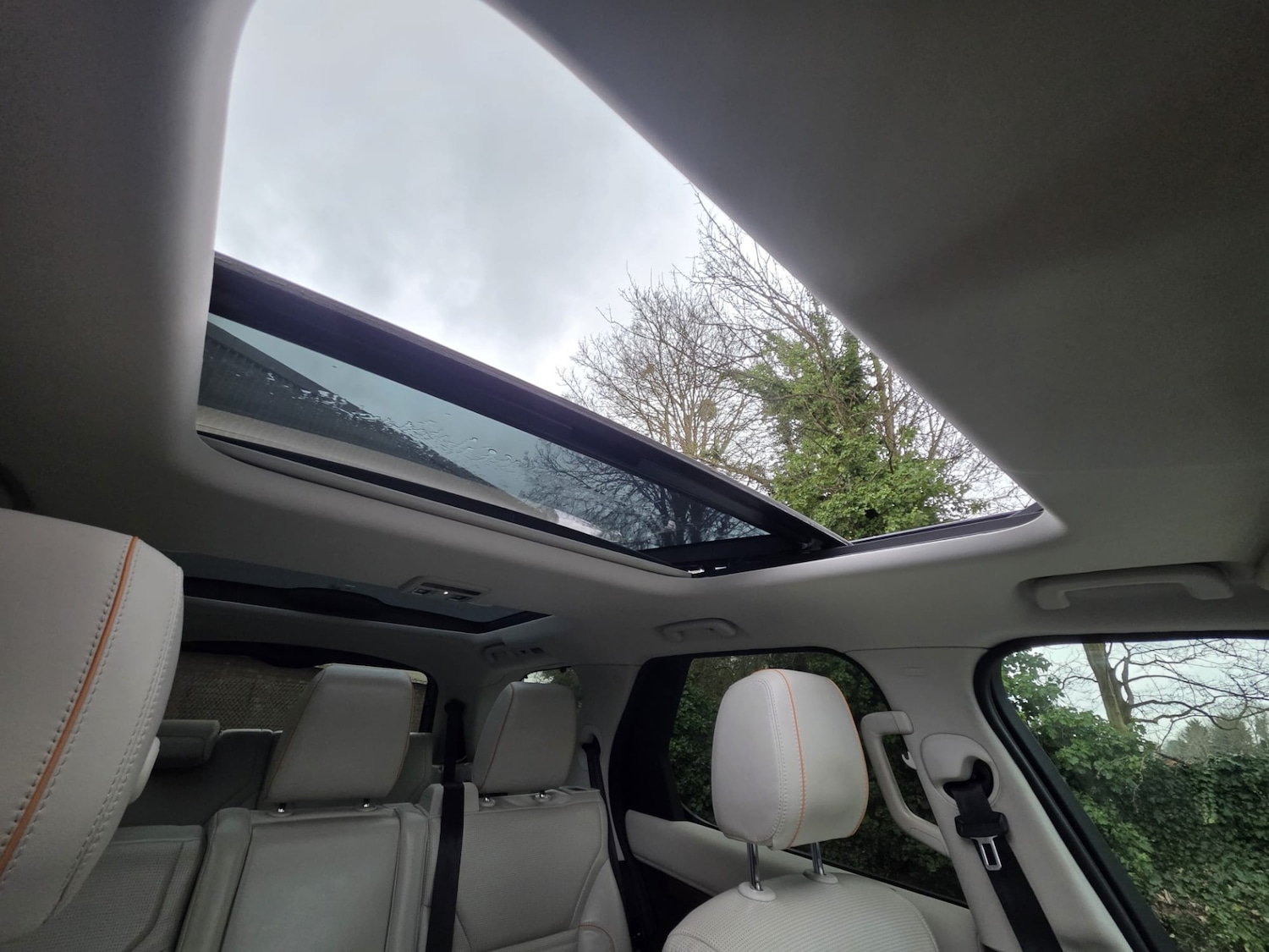 Used Land Rover Discovery 2017 for sale - 77432550: Photo 15