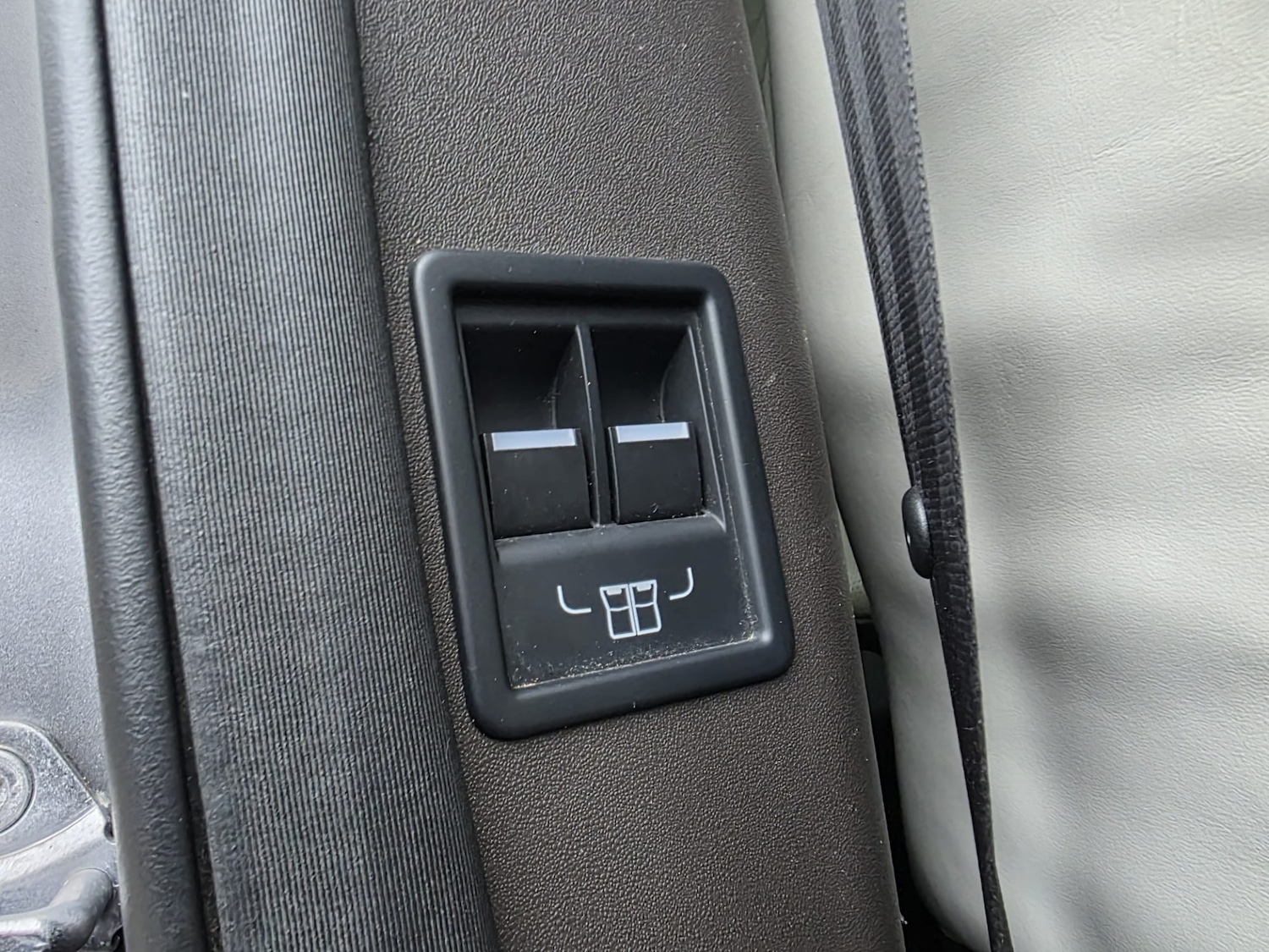 Used Land Rover Discovery 2017 for sale - 77432550: Photo 33