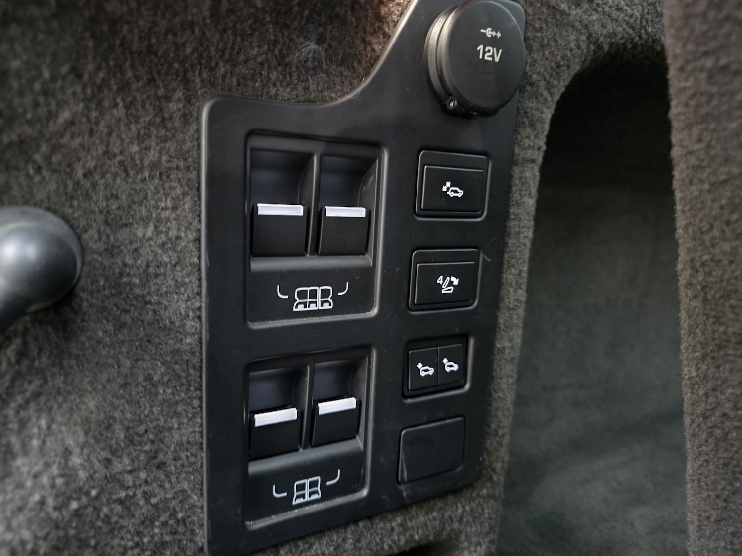 Used Land Rover Discovery 2017 for sale - 77432550: Photo 39