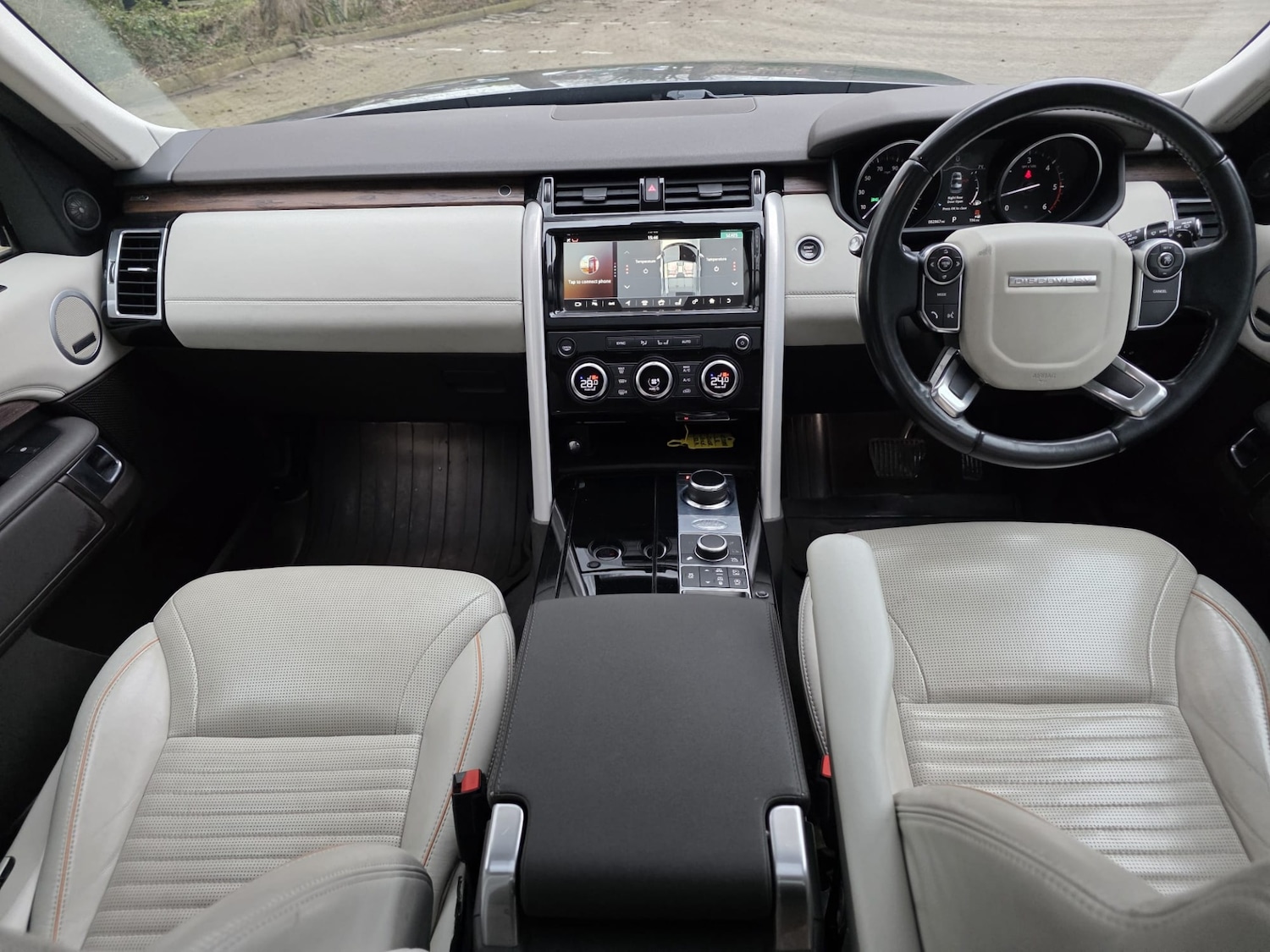 Used Land Rover Discovery 2017 for sale - 77432550: Photo 6