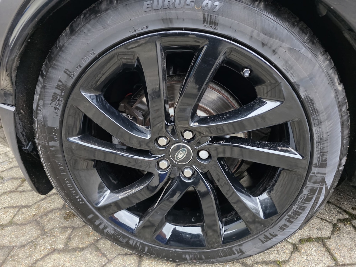 Used Land Rover Discovery 2017 for sale - 77432550: Photo 76