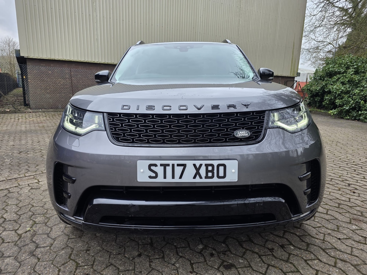 Used Land Rover Discovery 2017 for sale - 77432550: Photo 77