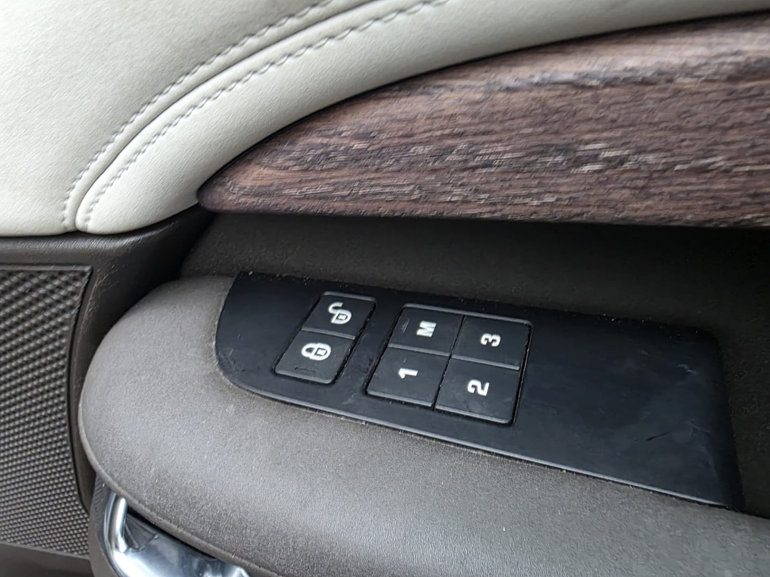 Used Land Rover Discovery 2017 for sale - 77432550: Photo 82