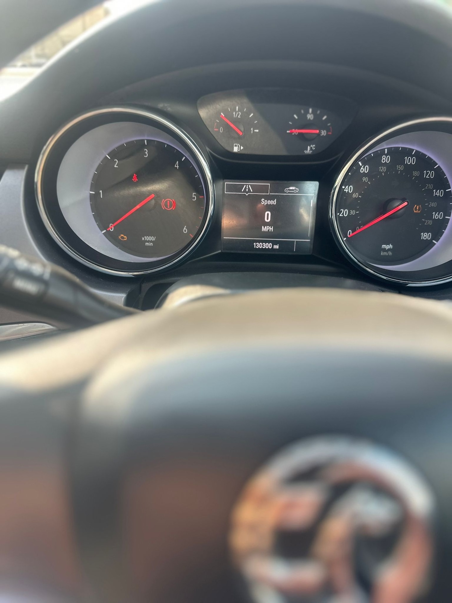 Used Vauxhall Astra 2017 for sale - 76931124: Photo 4