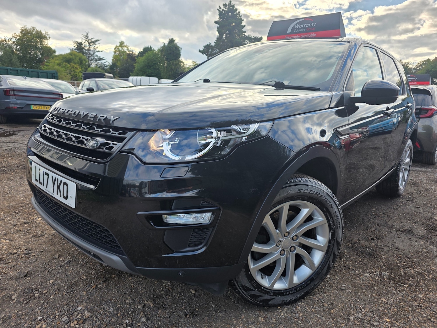 Used Land Rover Discovery Sport 2017 for sale - 76319225: Photo 1