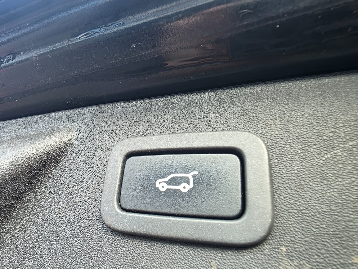 Used Land Rover Discovery Sport 2017 for sale - 76319225: Photo 16