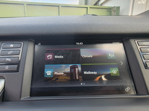 Used Land Rover Discovery Sport 2017 for sale - 76319225: Photo 38