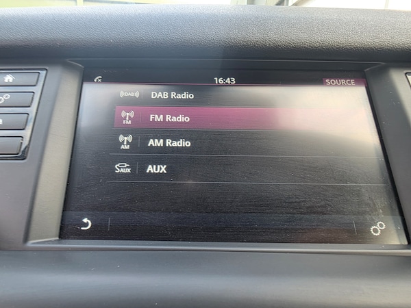 Used Land Rover Discovery Sport 2017 for sale - 76319225: Photo 40