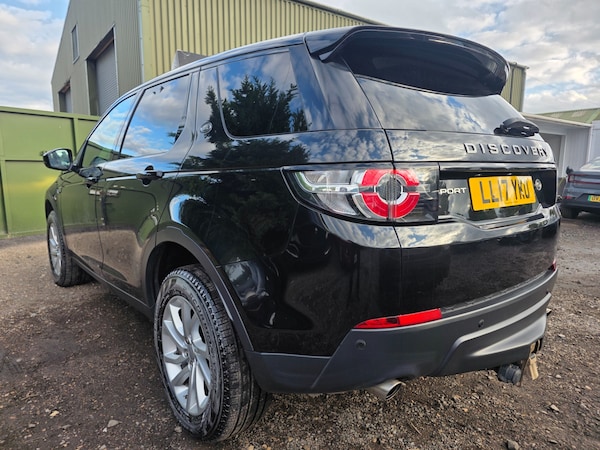 Used Land Rover Discovery Sport 2017 for sale - 76319225: Photo 7