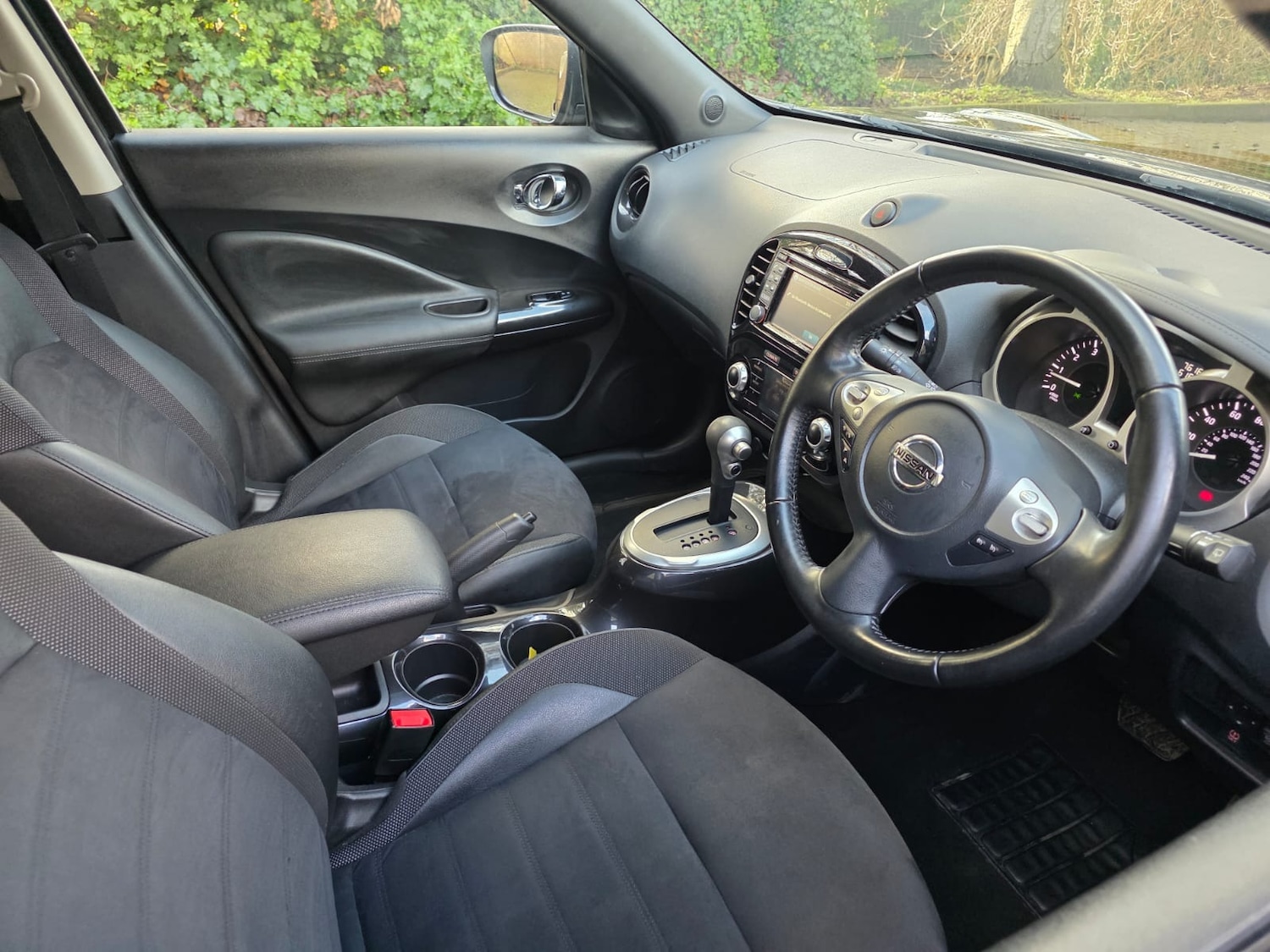 Used Nissan Juke 2019 for sale - 77248245: Photo 2