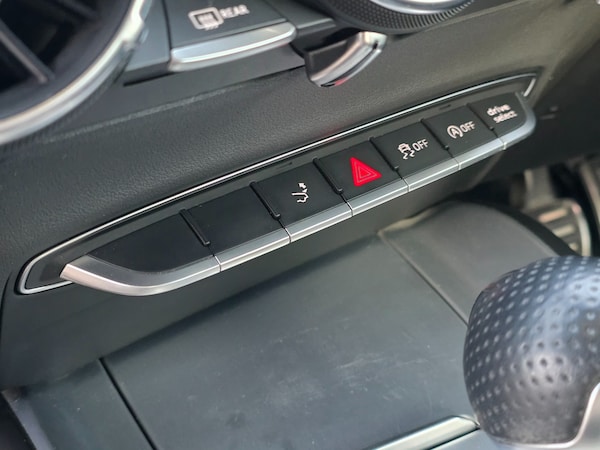 Used Audi TT 2015 for sale - 74625641: Photo 31