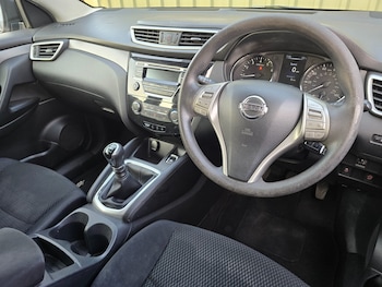 Used Nissan Qashqai 2016 for sale - 79322563: Photo