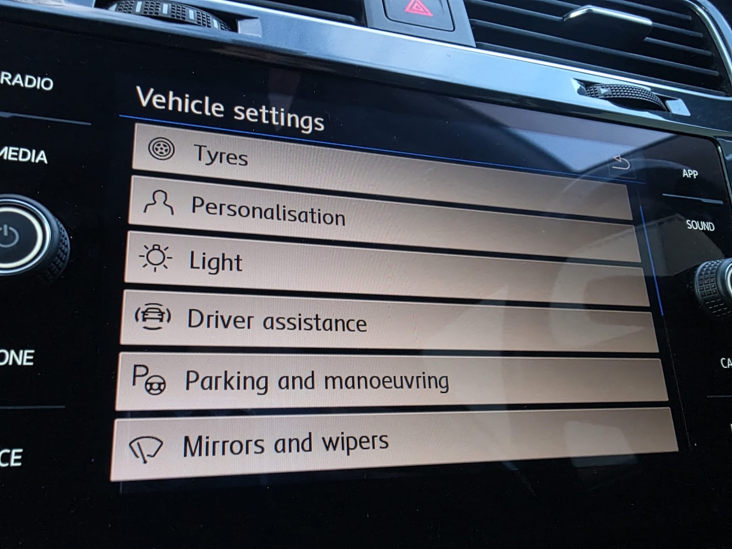 Used Volkswagen Golf 2019 for sale - 77555011: Photo 17