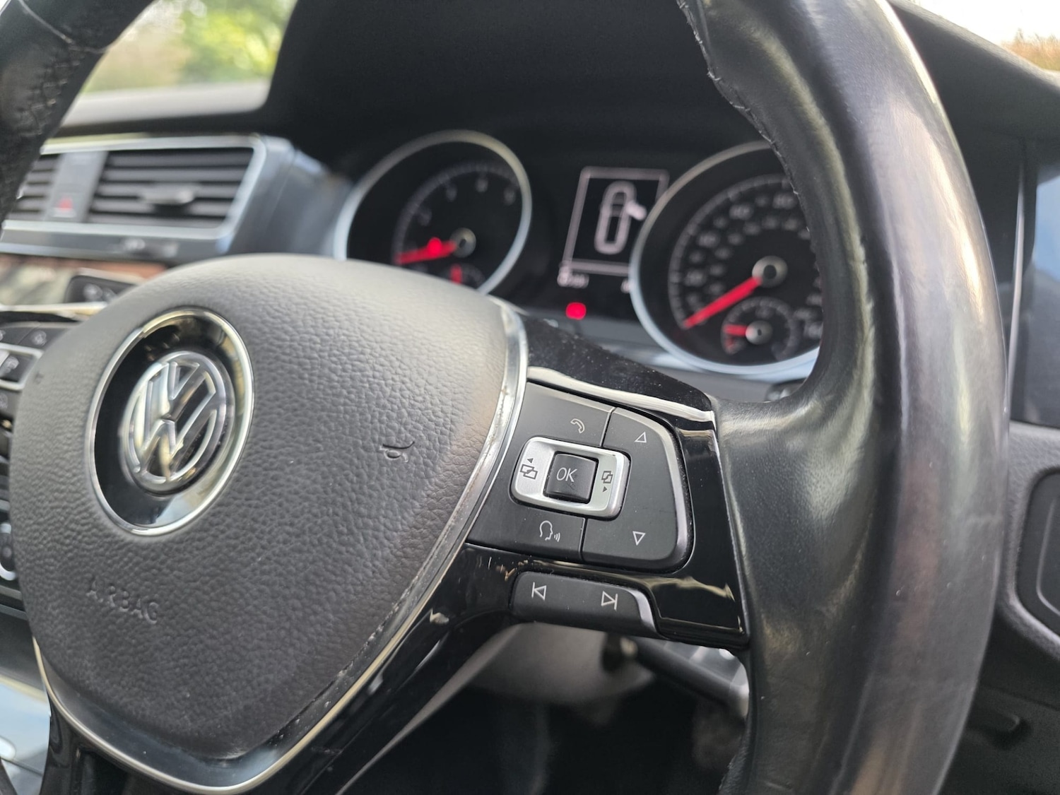 Used Volkswagen Golf 2018 for sale - 77055934: Photo 11