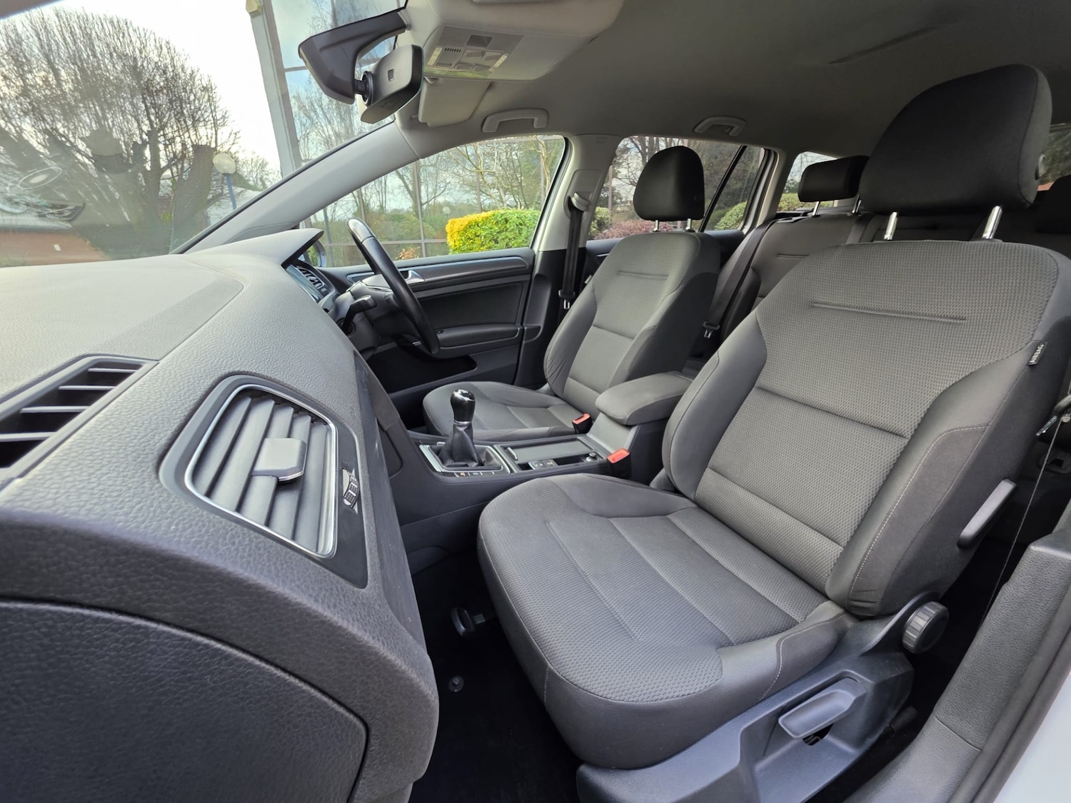 Used Volkswagen Golf 2018 for sale - 77055934: Photo 18