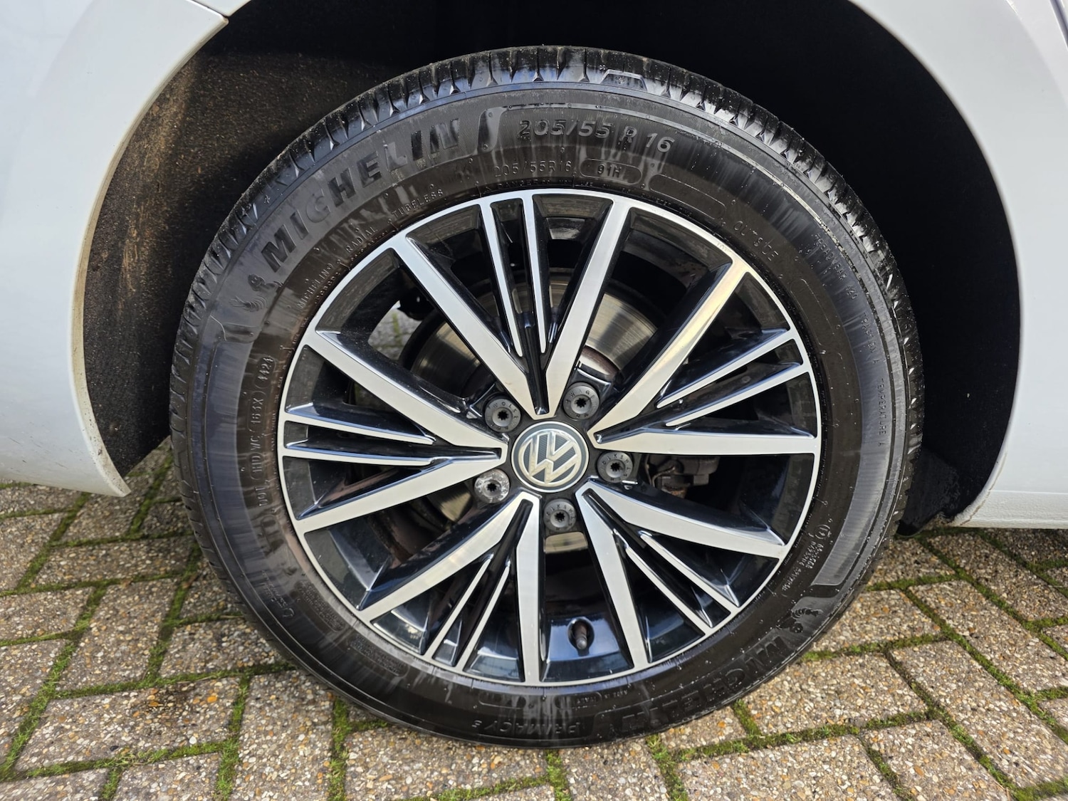 Used Volkswagen Golf 2018 for sale - 77055934: Photo 24