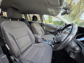 Used Volkswagen Golf 2018 for sale - 77055934: Photo