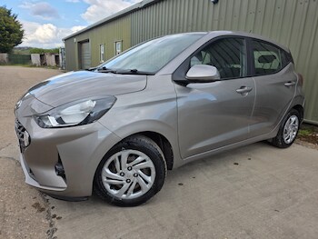 Used Hyundai i10 2020 for sale - 78107002: Photo