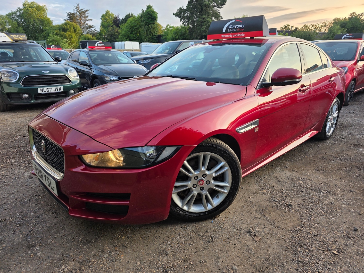 Used Jaguar XE 2018 for sale - 76402943: Photo 3
