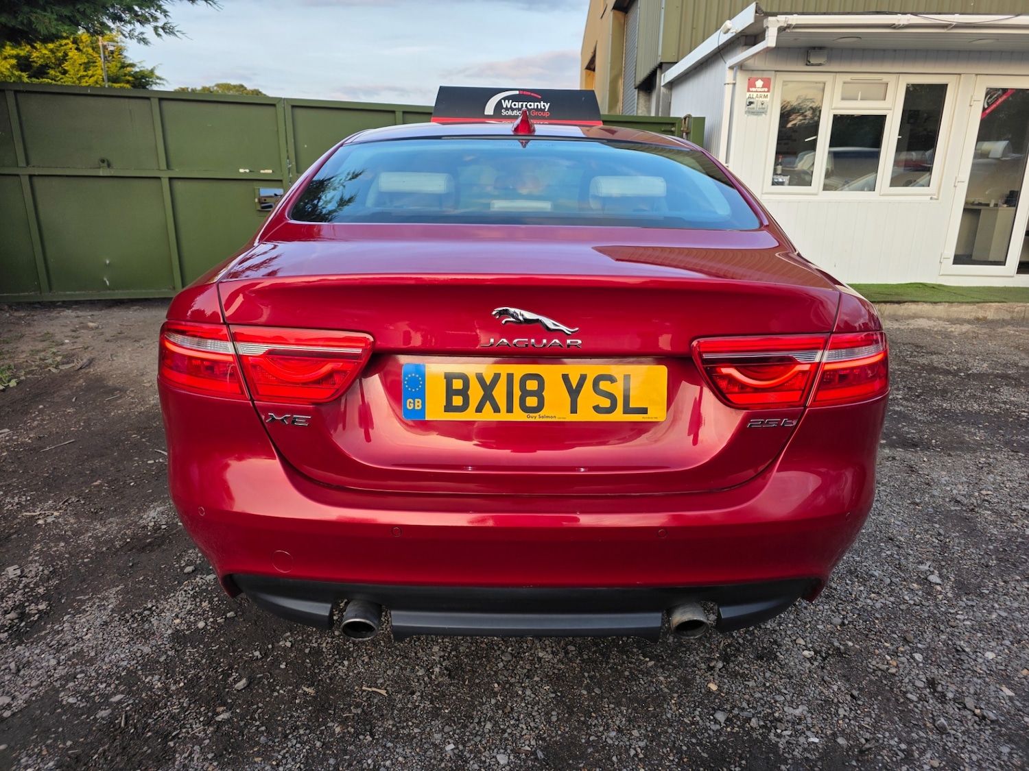Used Jaguar XE 2018 for sale - 76402943: Photo 7