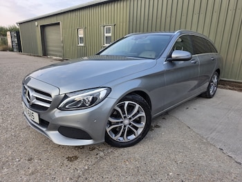 Used Mercedes-Benz C Class 2016 for sale - 79290477: Photo