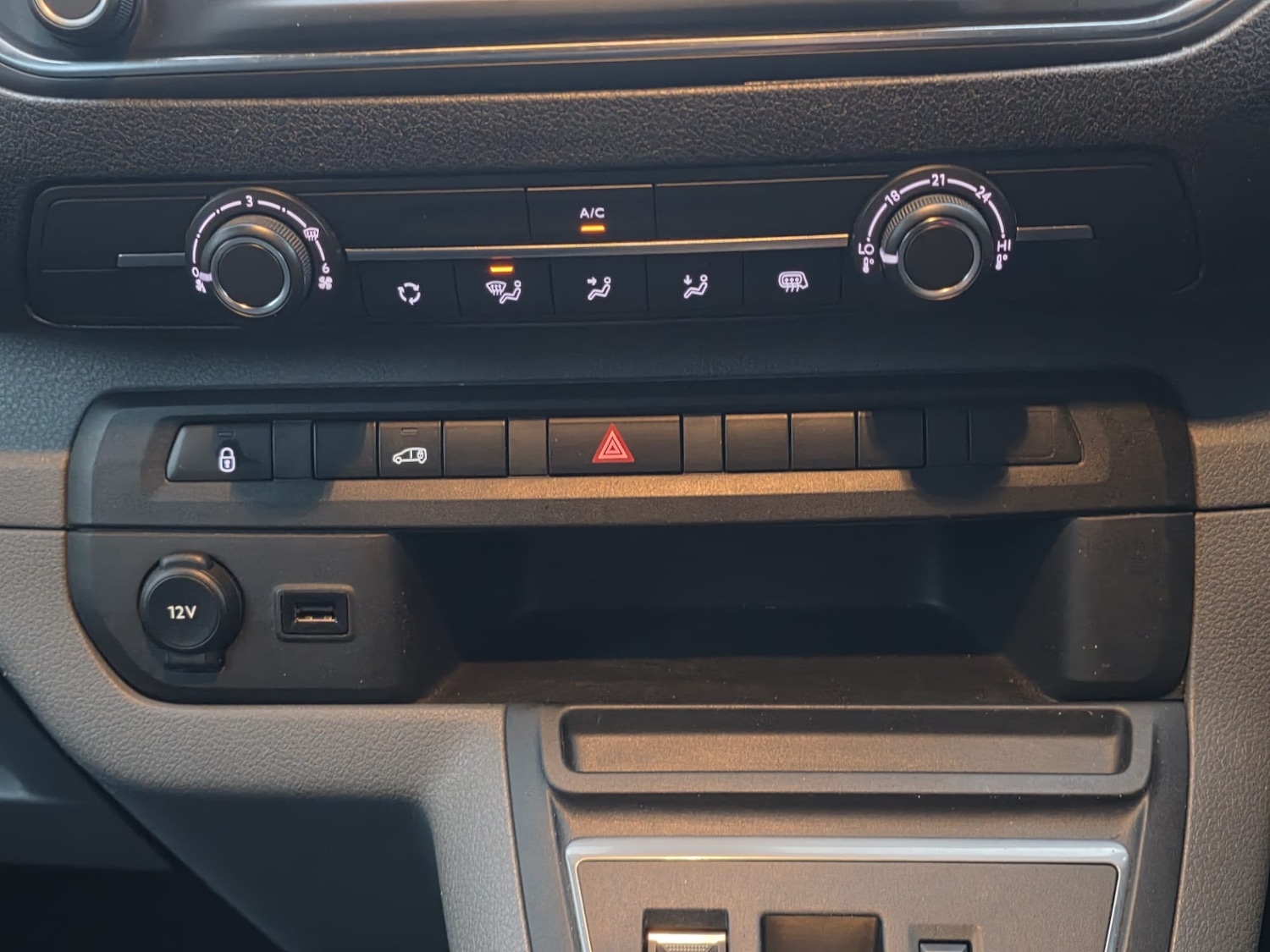 Used Vauxhall Vivaro 2022 for sale - 77274432: Photo 30