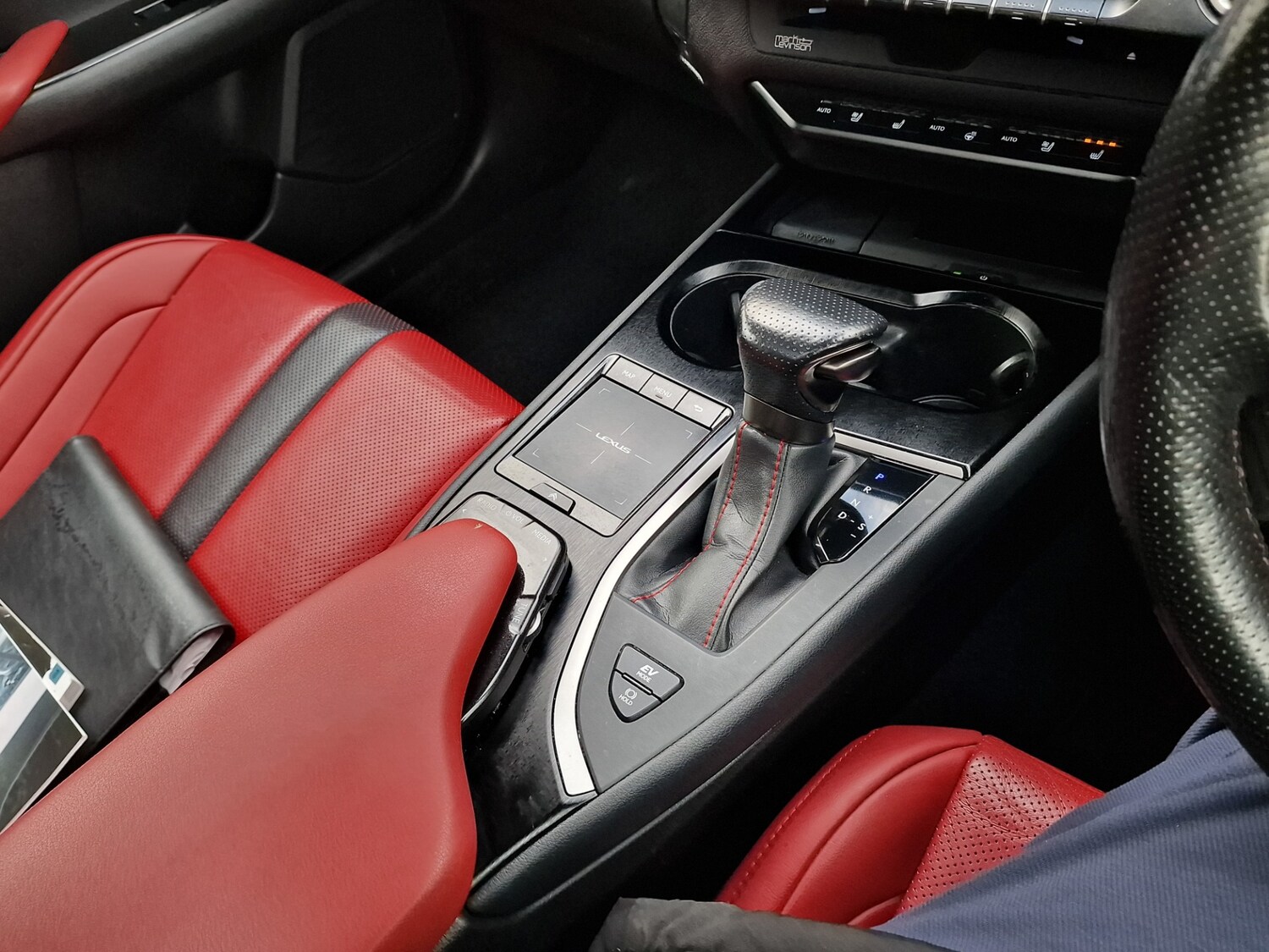 Used Lexus UX 2022 for sale - 77398712: Photo 31