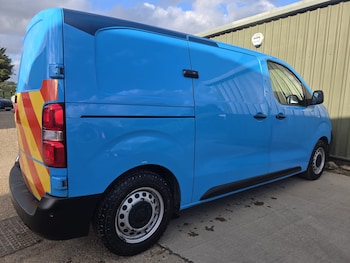 Used Vauxhall Vivaro 2021 for sale - 78315811: Photo