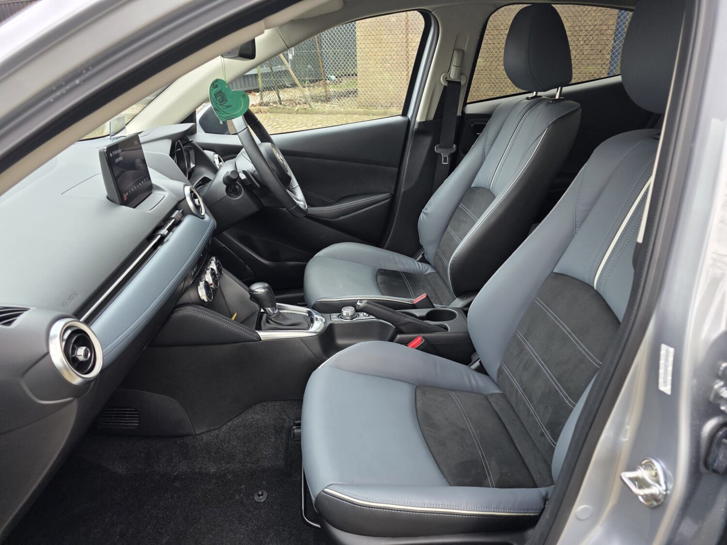 Used Mazda Mazda2 2022 for sale - 77591079: Photo 36