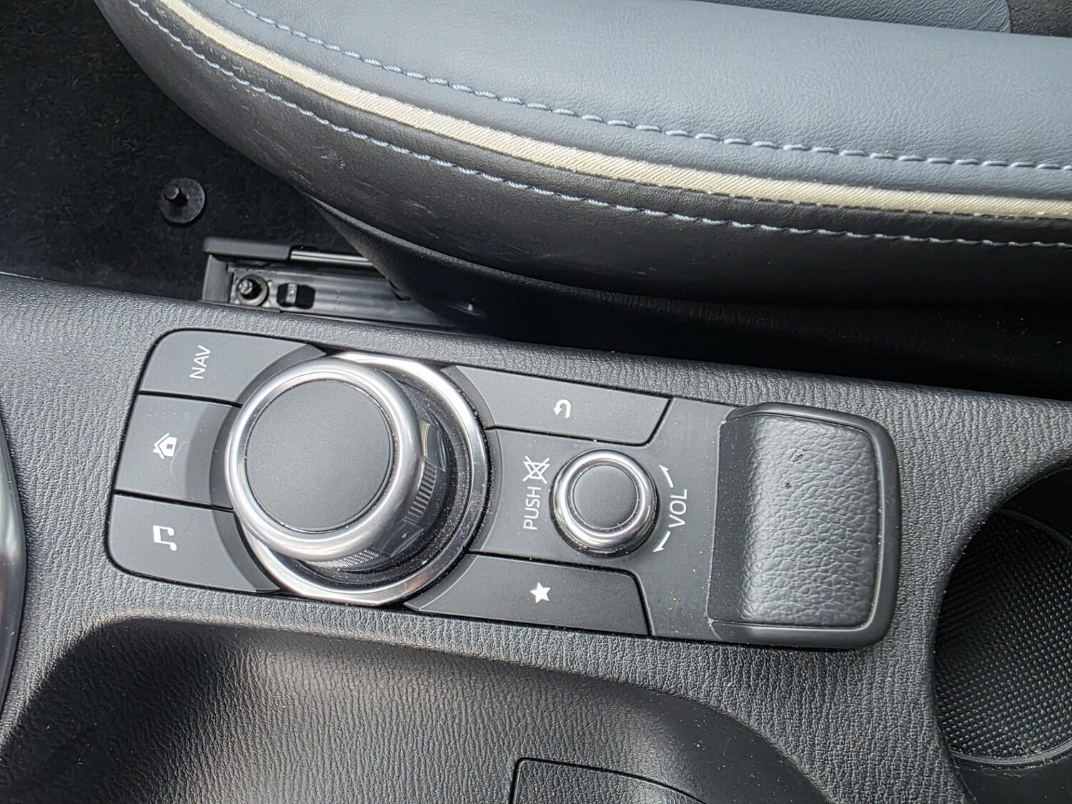 Used Mazda Mazda2 2022 for sale - 77591079: Photo 40