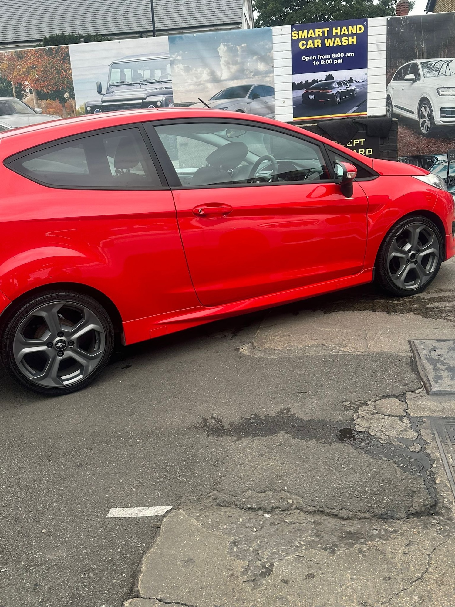 Used Ford Fiesta 2014 for sale - 76931120: Photo 5