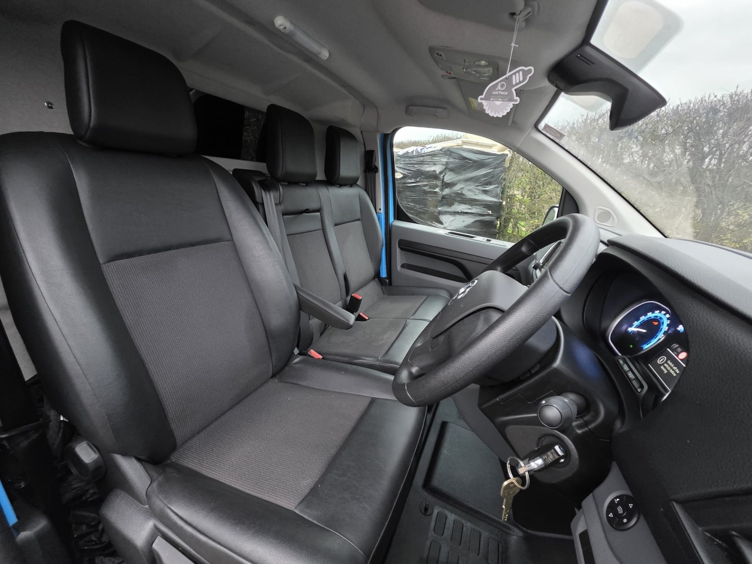 Used Vauxhall Vivaro 2021 for sale - 76750580: Photo 4