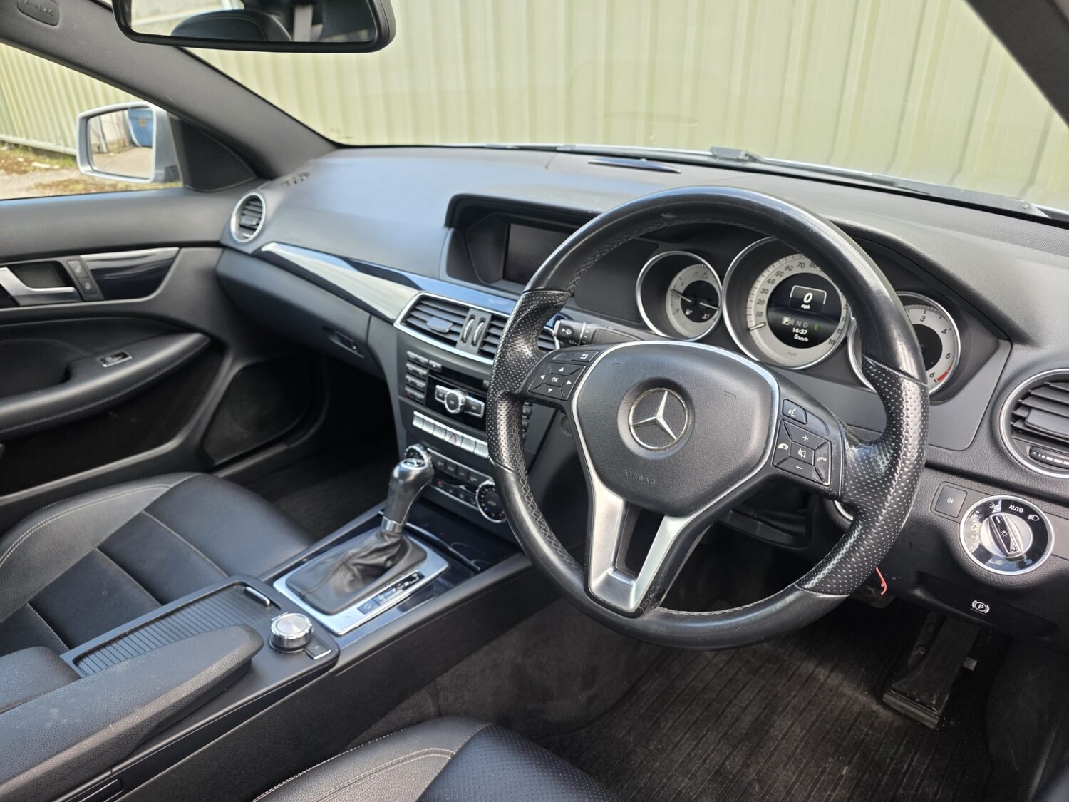 Used Mercedes-Benz C Class 2015 for sale - 78140529: Photo 13