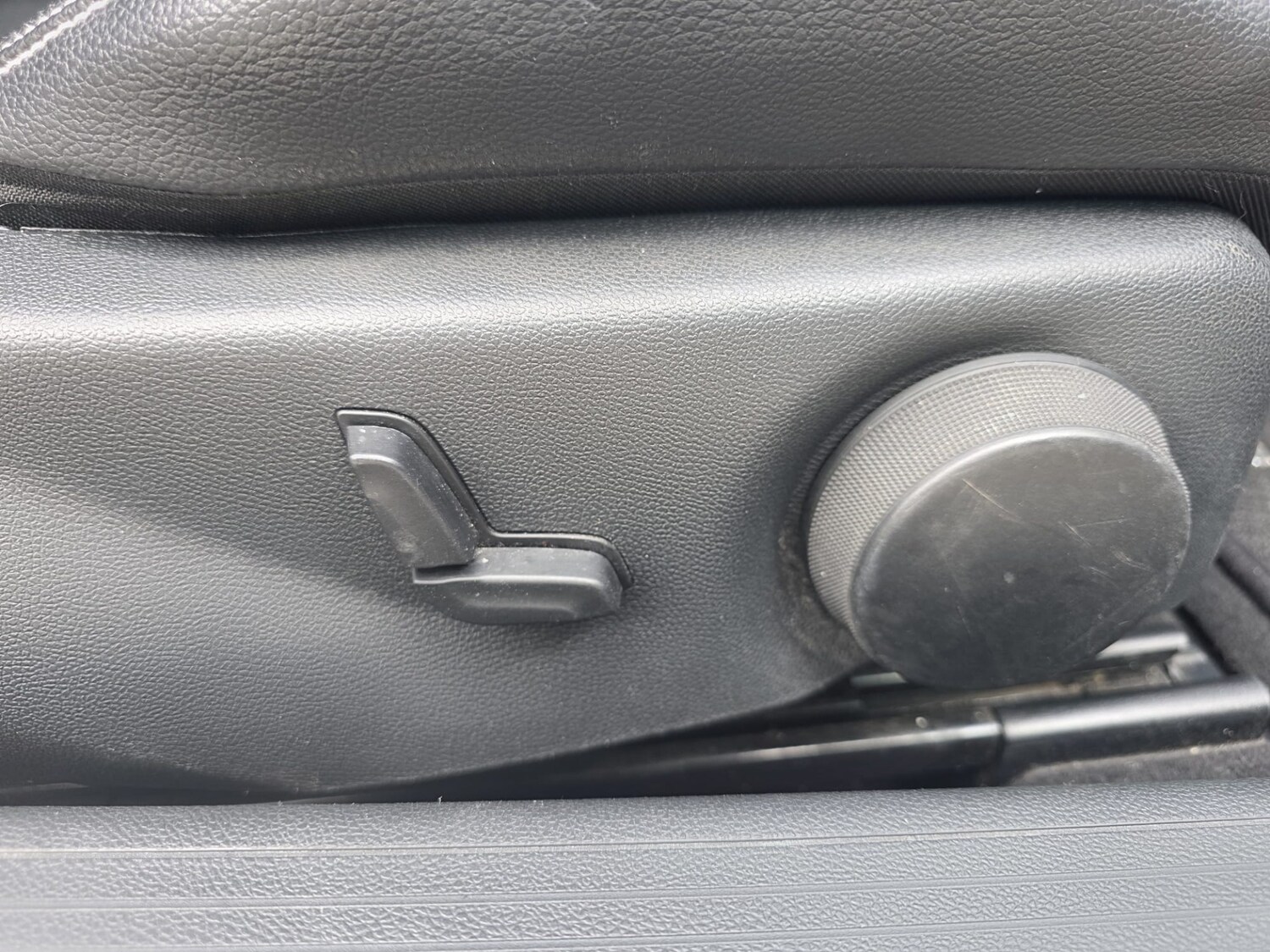 Used Mercedes-Benz C Class 2015 for sale - 78140529: Photo 25