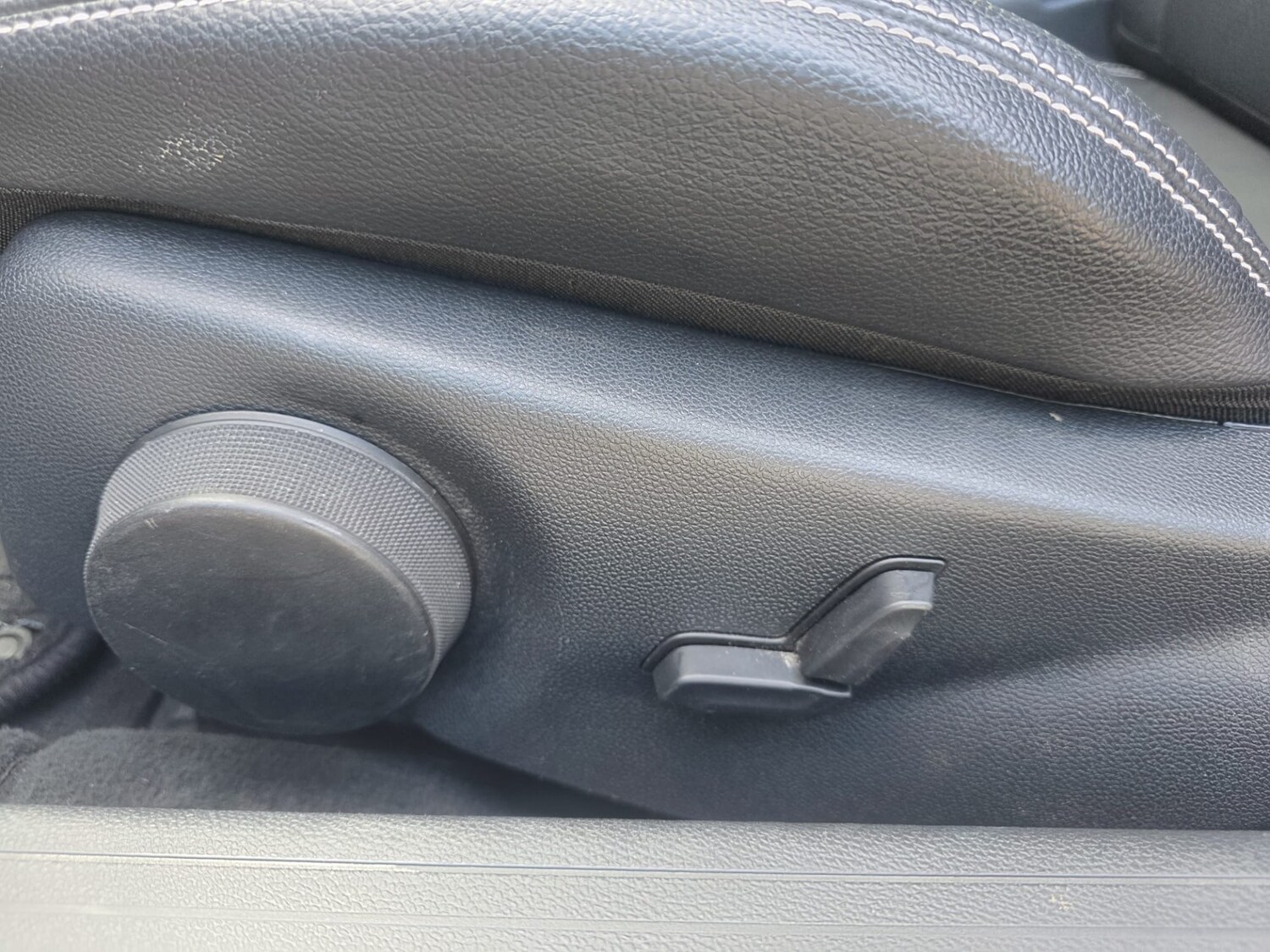 Used Mercedes-Benz C Class 2015 for sale - 78140529: Photo 32