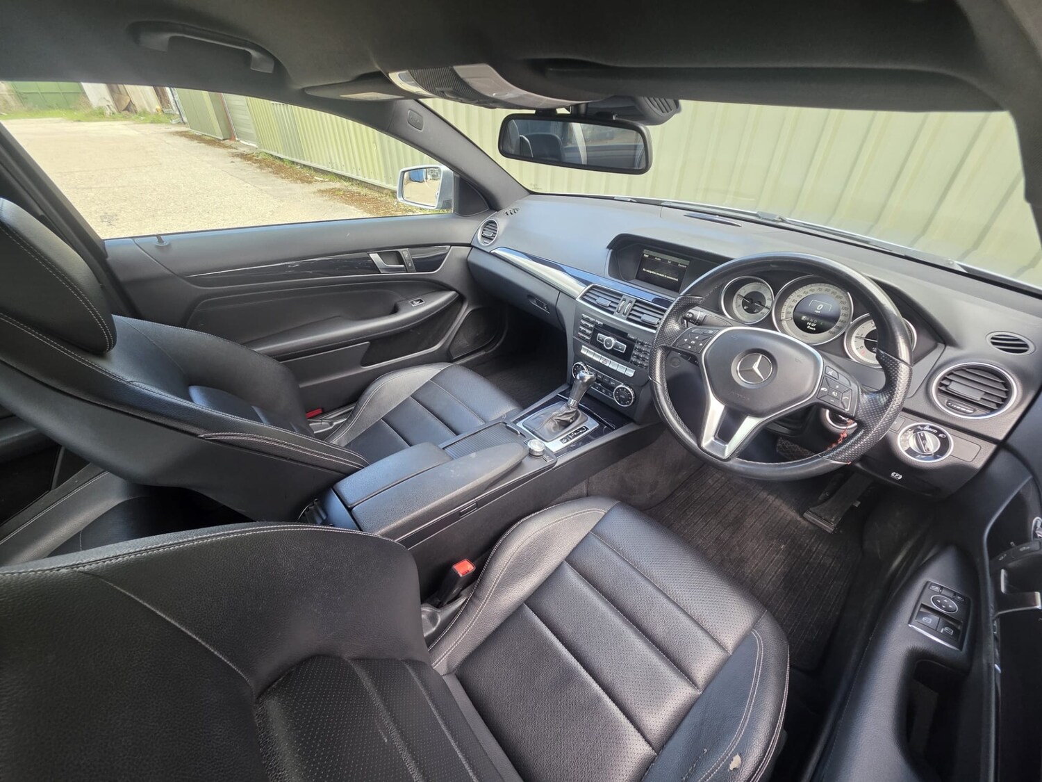 Used Mercedes-Benz C Class 2015 for sale - 78140529: Photo 37