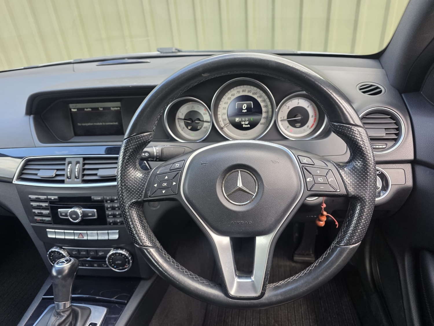 Used Mercedes-Benz C Class 2015 for sale - 78140529: Photo 38