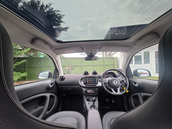 Used smart fortwo 2023 for sale - 76319357: Photo 11