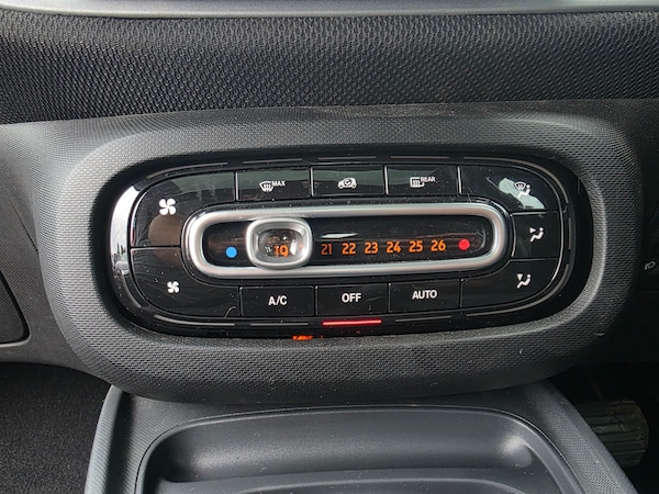 Used smart fortwo 2023 for sale - 76319357: Photo 25