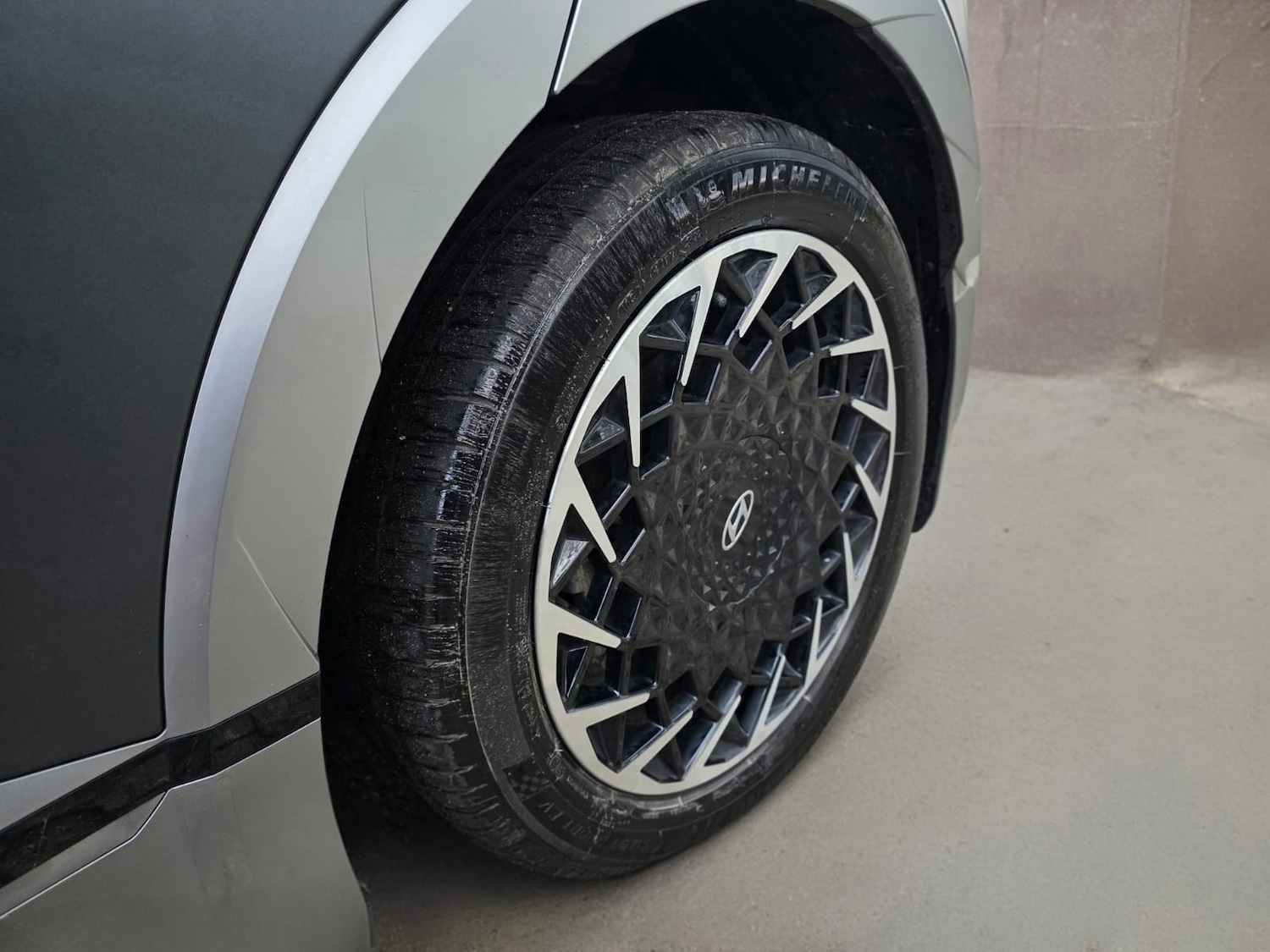 Used Hyundai IONIQ 5 2023 for sale - 76932184: Photo 29