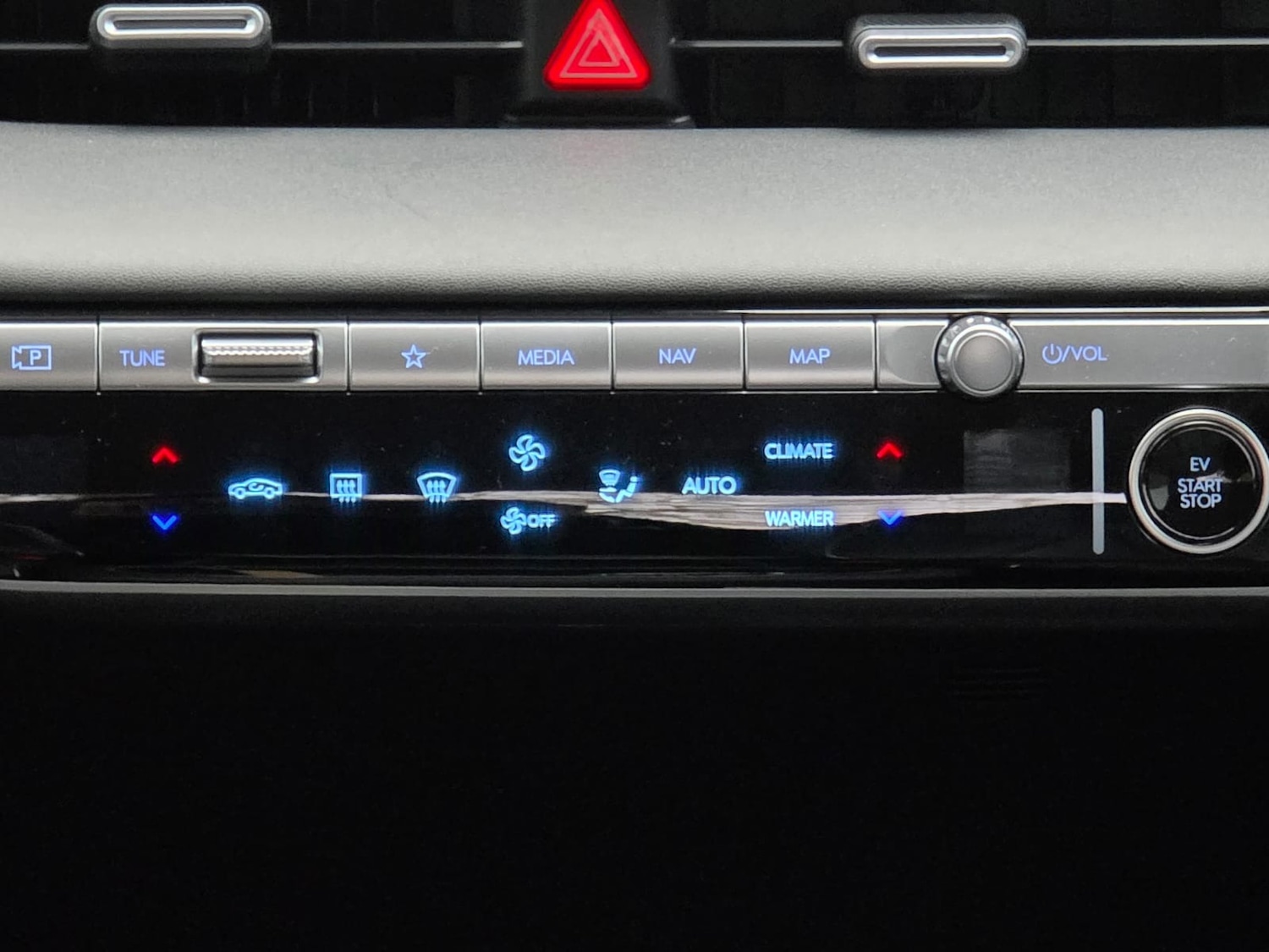 Used Hyundai IONIQ 5 2023 for sale - 76932184: Photo 34