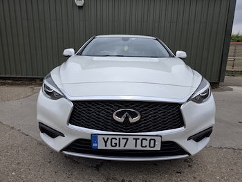 Used Infiniti Q30 2017 for sale - 78553953: Photo