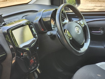 Used Toyota AYGO 2017 for sale - 79165672: Photo