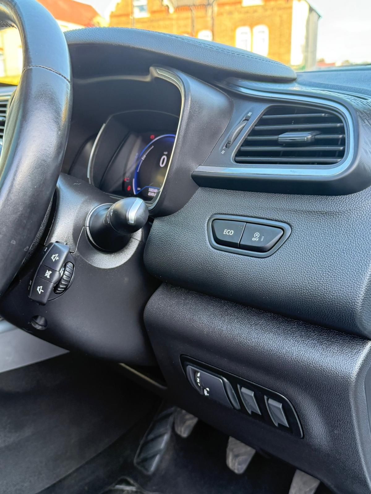 Used Renault Kadjar 2018 for sale - 76931407: Photo 14