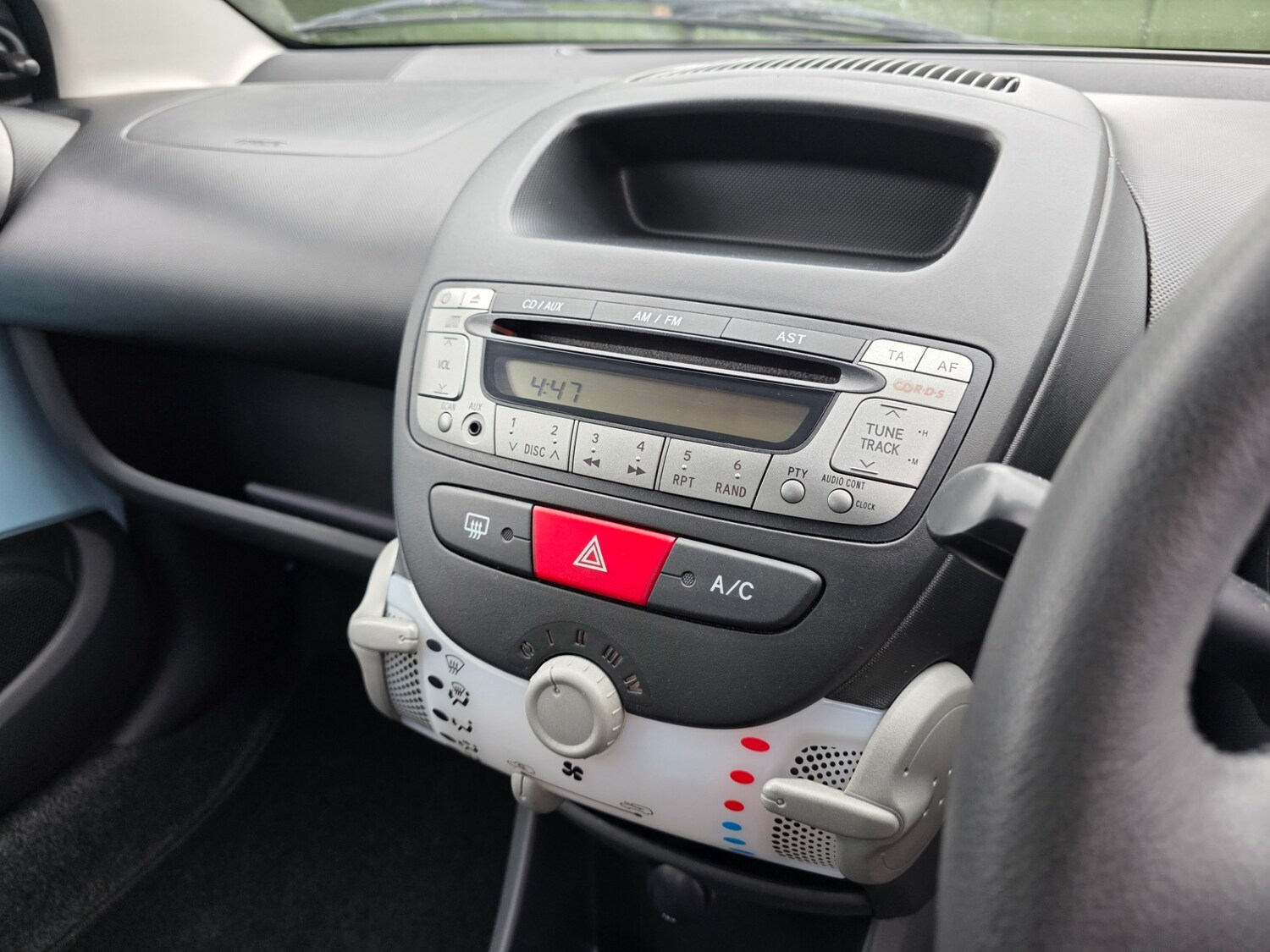 Used Citroen C1 2014 for sale - 76412271: Photo 27