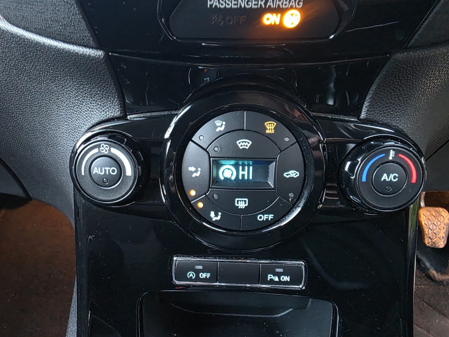 Used Ford Fiesta 2016 for sale - 77055825: Photo 14